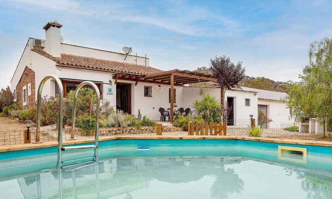 Cala House | 4 bedroom accommodation in Puerto Moral