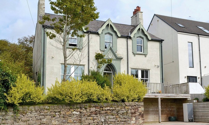 Whitehaven Cottage | 4 bedroom accommodation in Whitehaven