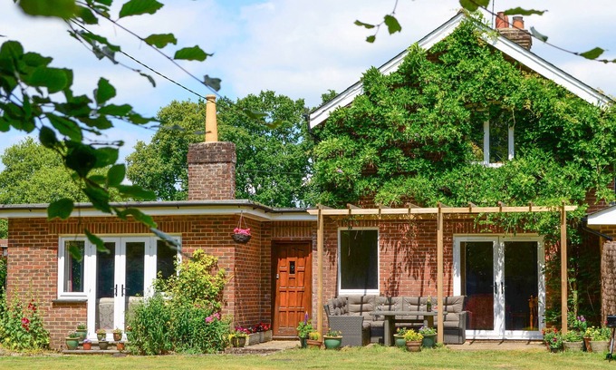 South Gorley Cottage | 4 bedroom accommodation in Wimborne