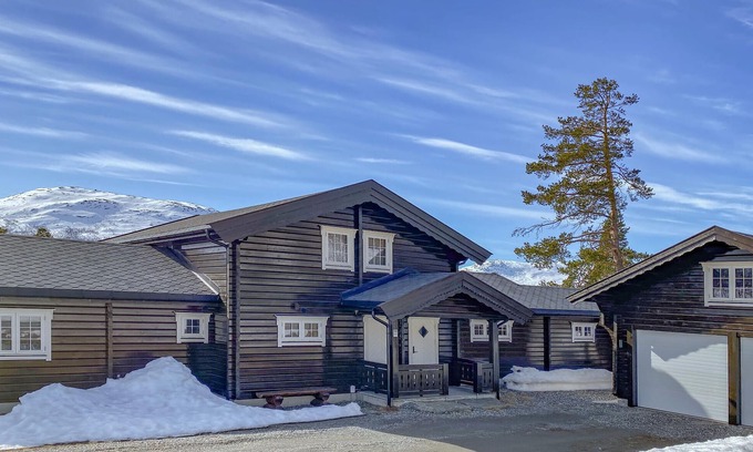 Bjorli House | 4 bedroom awesome home in Bjorli