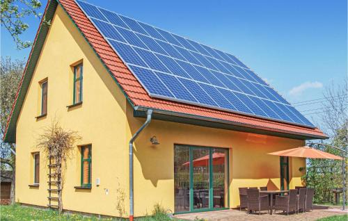 Hildebrandshagen House | 4 Bedroom Awesome Home In Woldegk