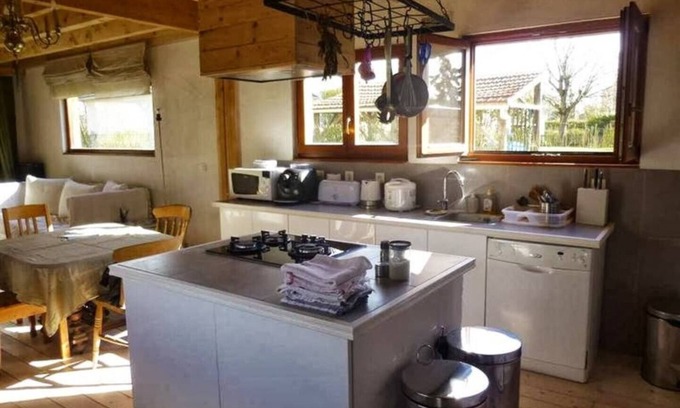 Carrieres-sous-Poissy House | 4 Bedroom Private vacation home in Carrières-sous-Poissy