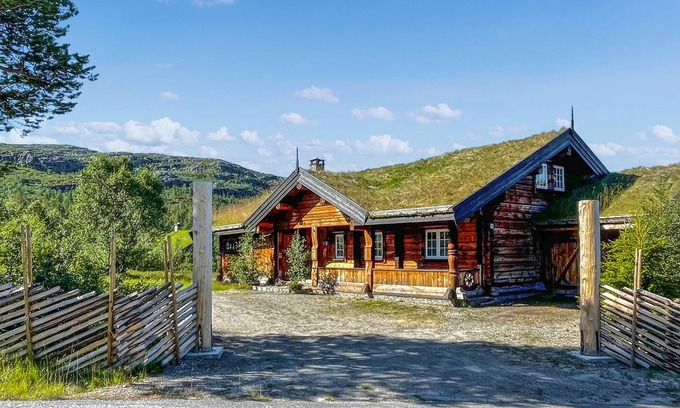 Hovden House | 4 bedroom gorgeous home in Hovden i Setesdal