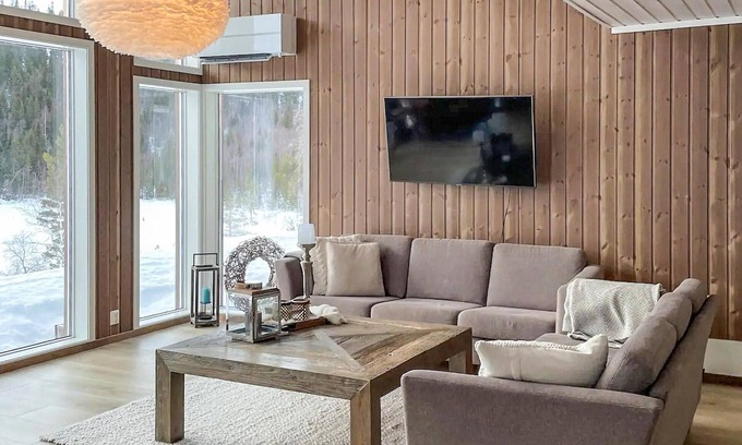 Ringerike Municipality House | 4 bedroom gorgeous home in Hønefoss
