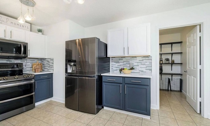 Camby House | 4 Bedroom House | 2 Level spacious House | Pool