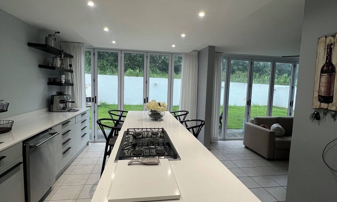 Canovanillas House | 4-bedroom house in enchanting Canovanas with WiFi, AC. Relax and unwind