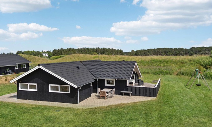 Hirtshals House | 4 bedroom lovely home in Hirtshals