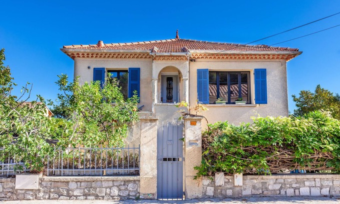 La Garde House | 4 Bedroom Private vacation home in La Garde
