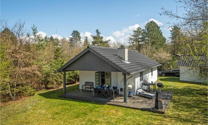 Hoeve Strand House | 4 Bedroom Stunning Home In Asnæs