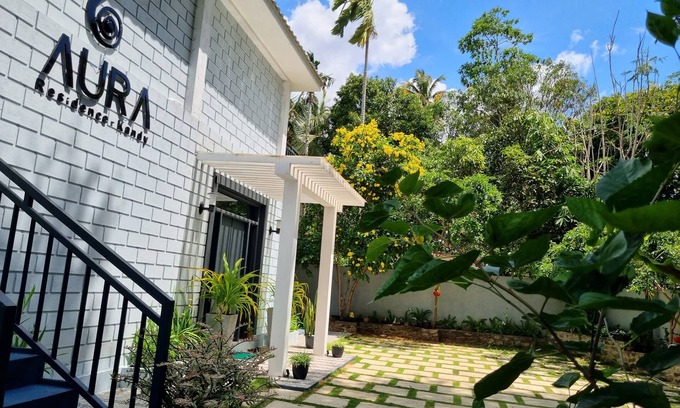 Katugastota Villa | 4-bedroom villa in charming Kandy with AC, WiFi. Book now