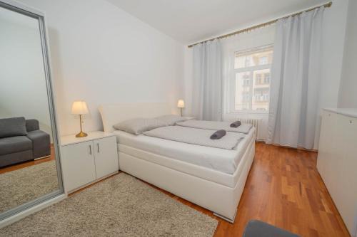 Vrsovice Apartment | 4 Bob's Apartments - 3 bedrooms, King size beds