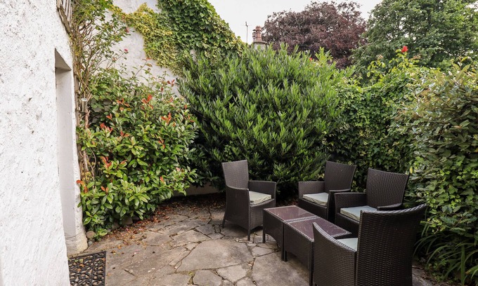 Burton Cottage | 4 Greencross Cottages