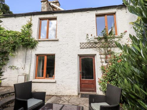 Burton House | 4 Greencross Cottages