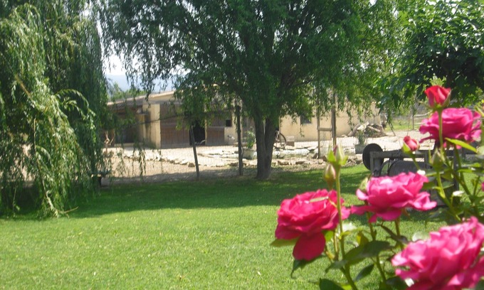 Gordes House | 4 km from Gordes 2-person gite Lou mas li pitchoun