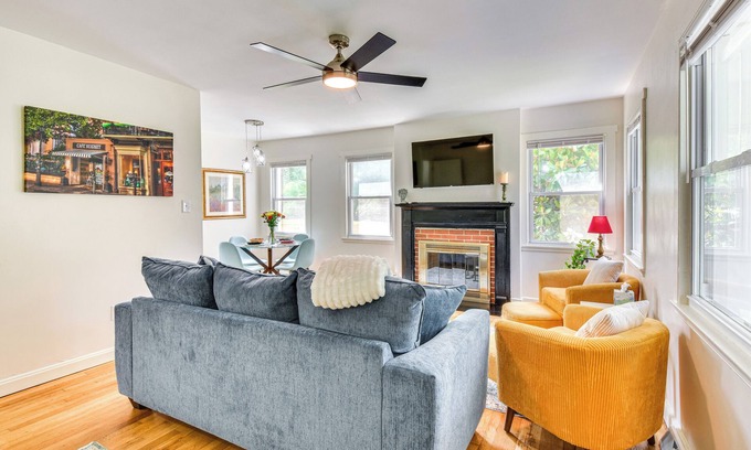 Seneca Cottage | 4 Mi to Clemson : Pet-Friendly Seneca Cottage
