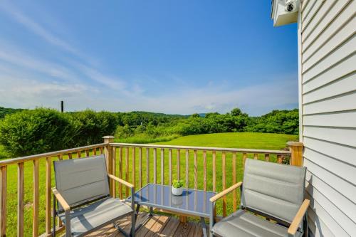 Granville House | 4 Mi to Dtwn Granville Family Home with Deck!