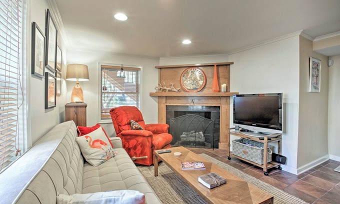 Broadmoor Apartment | 4 Mi to French Quarter: NOLA Apt w/Garden Patio