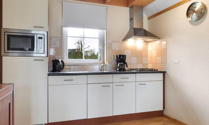 Witteveen House | 4-person bungalow in the holiday park Landal Orveltermarke