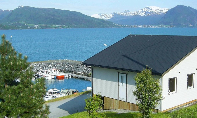 Lauvstad House | 4 person holiday home in Lauvstad-By Traum