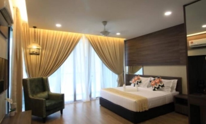 Seri Kembangan Apartment | #4 Tropical Evilla Executive Suite