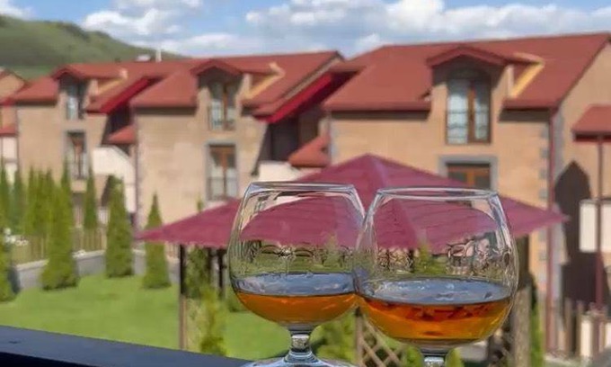 Tsaghkadzor Hotel | 400 m² Hotel ∙ 6 bedrooms ∙ 16 guests