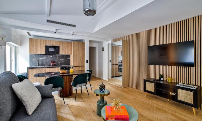 Madeleine Apartment | 41.Appart 4Pers#Madeleine#Gallerie La Fayette