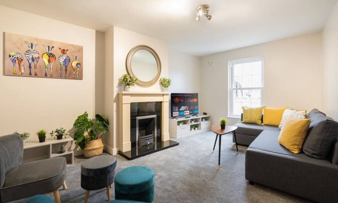 Enniskillen House | 41 Devenish Manor · Escape Ordinary at Devenish Manor - 4 bed, modern