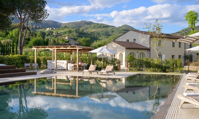 Massa e Cozzile Villa | 410 m² Villa ∙ 6 bedrooms ∙ 12 guests