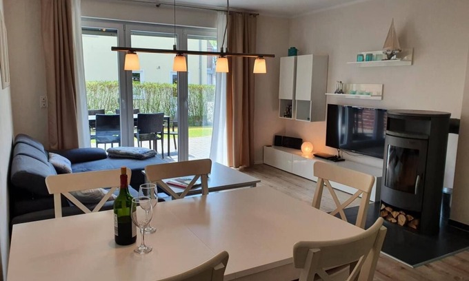 Burg auf Fehmarn Apartment | 42 Ferienwohnung im Birkenweg 1c EG