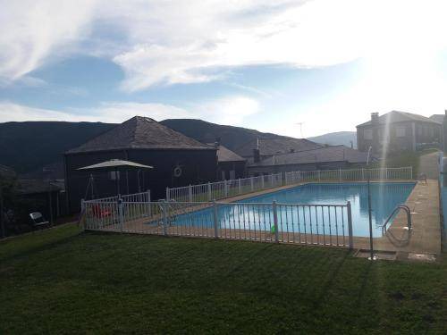 Carballeda de Valdeorras House | 42 m² House ∙ 2 bedrooms ∙ 6 guests
