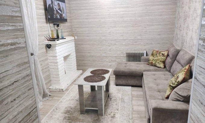 Bishkek House | 42 m² House ∙ 1 bedroom ∙ 4 guests