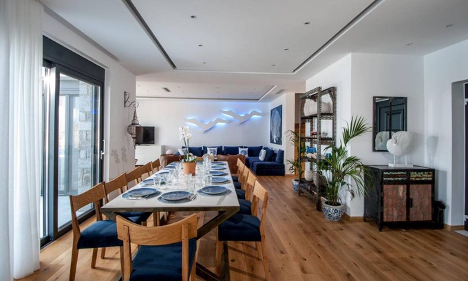 Kounelion House | 420 m² House ∙ 6 bedrooms ∙ 12 guests