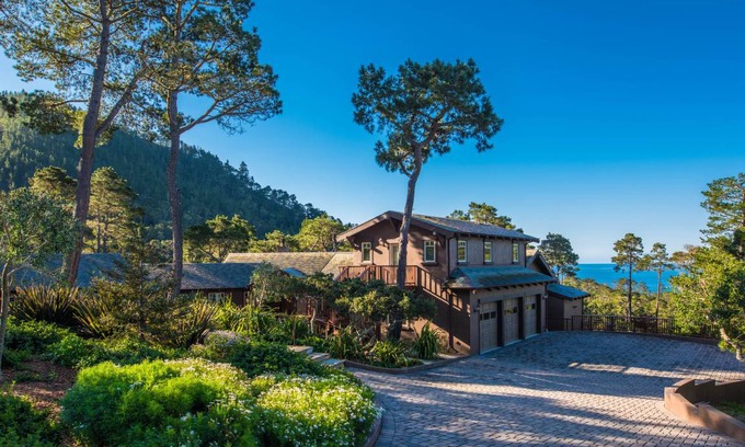 Carmel Highlands House | 427 m² House ∙ 5 bedrooms ∙ 10 guests