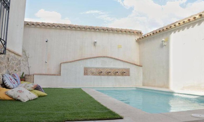 Camunas House | 429 m² House ∙ 9 bedrooms ∙ 22 guests