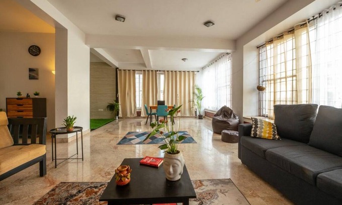 Bellandur House | 445 m² House ∙ 4 bedrooms ∙ 25 guests