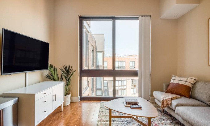 Mount Vernon Triangle Apartment | 45 m² Apartment ∙ 1 bedroom ∙ 2 guests