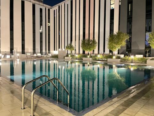 Sharjah Apartment | 45 Mins drive to Dubai Marina and The Beach at JBR