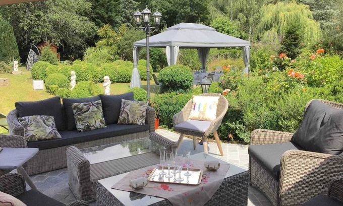 Gambais House | 45 minutes from Paris, authentic house with large garden, village on foot