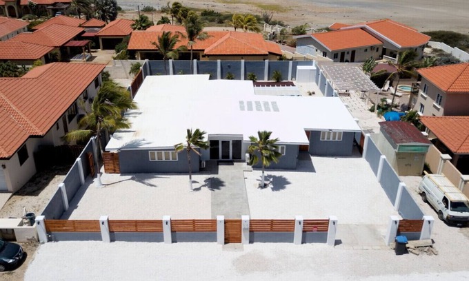 Malmok Villa | 46 seconds to BEACH, Pool side massages, Private chef, UTV, Gorgeous Villa