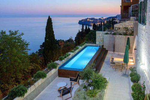 Municipality of Dubrovnik Villa | 460 m² Villa ∙ 5 bedrooms ∙ 13 guests