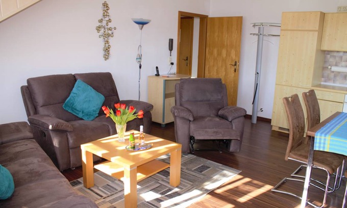Bad Goegging Apartment | 48 m² Apartment ∙ 1 bedroom ∙ 3 guests