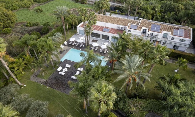 Mascali Villa | 480 m² Villa ∙ 11 bedrooms ∙ 22 guests