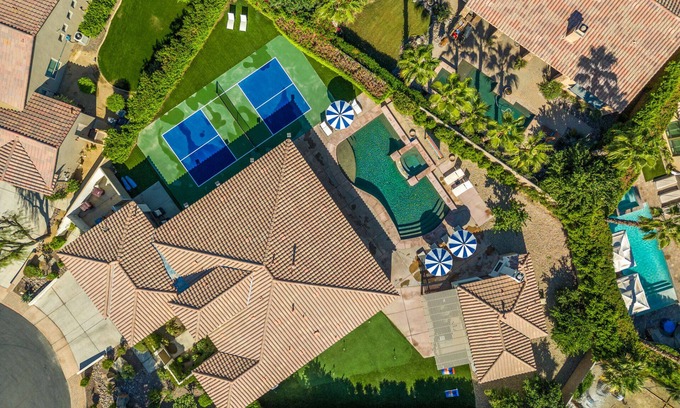 Rancho Santana House | .4acre Villa w/Pool, Pickleball, Putting, GameRoom