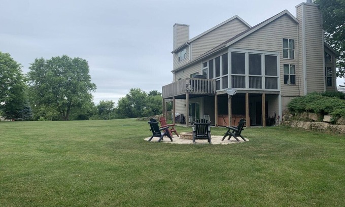 The Galena Territory House | 4BD, HOT TUB, GAME ROOM, FIREPIT, ACROSS FROM POOL
