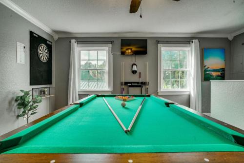 Vero Beach House | 4BR Family Getaway Game Room 2mi to Wabaso Beach