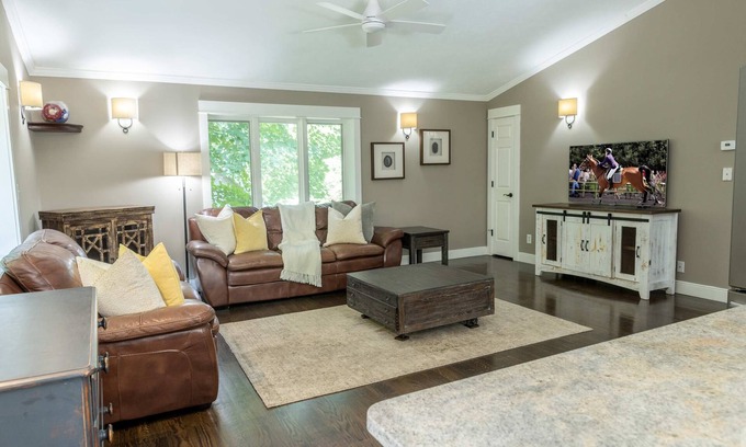 Williamsburg House | 4BR Home next to Horse Show! Pet-Friendly!