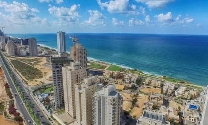 Netanya Condo | 5 bedroom condo near the beach in Netanya, Israel!n