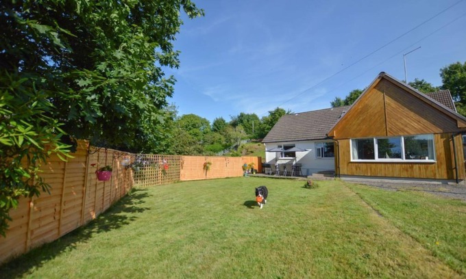 Connel Cottage | 5 Bedroom self catering house, situated in Connel