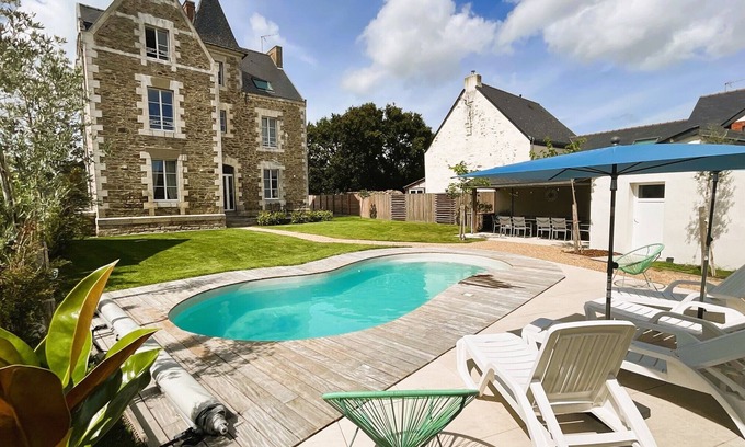 Crossac Villa | 5 Bedroom Villa in Crossac