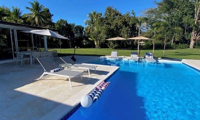 Los Lagos Villa | 5 Bedroom Villa Steps from the Beach and Golf